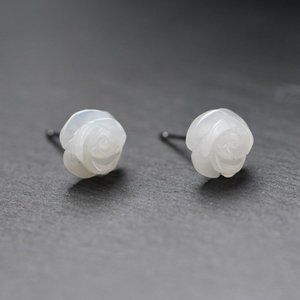 Natural White Jade Stone Flower Stud Earrings Crystal Silver Post Earrings